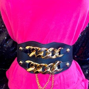 Wide band chain Belt